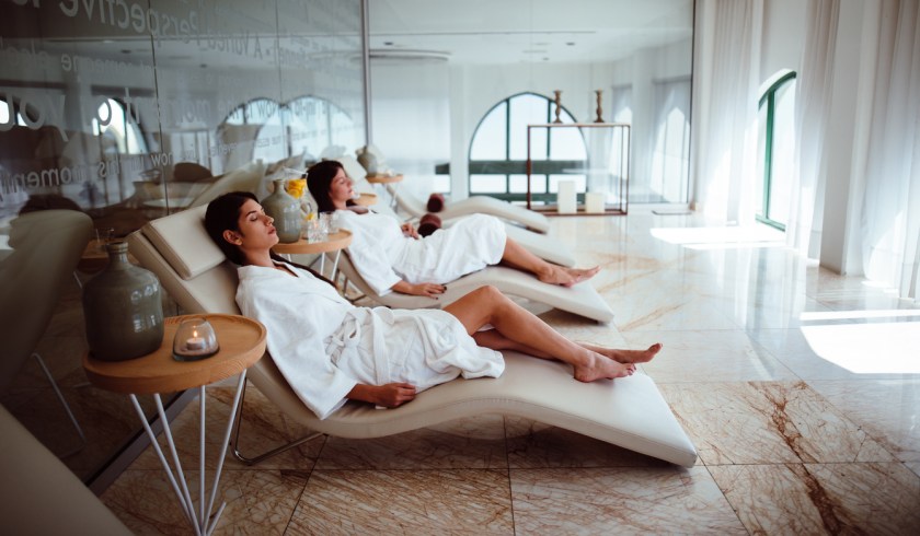 7 Ways To Improve Workplace Wellness In Your Spa Or Clinic